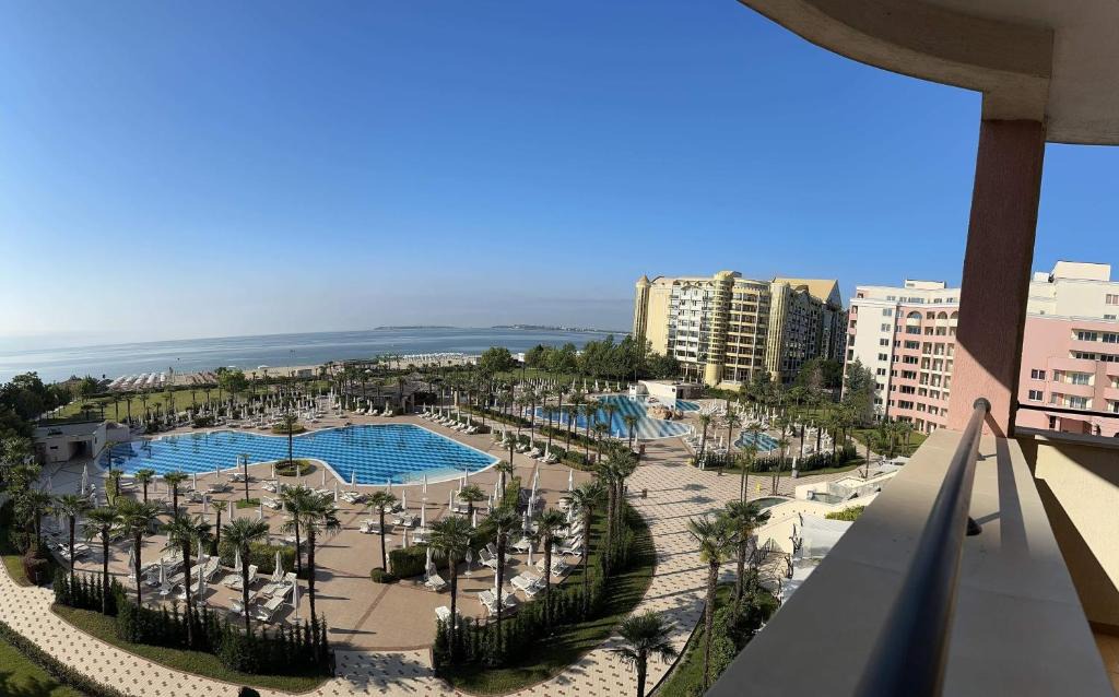 Sunny Beach Apartment | Sunny Majestic Private Apartment