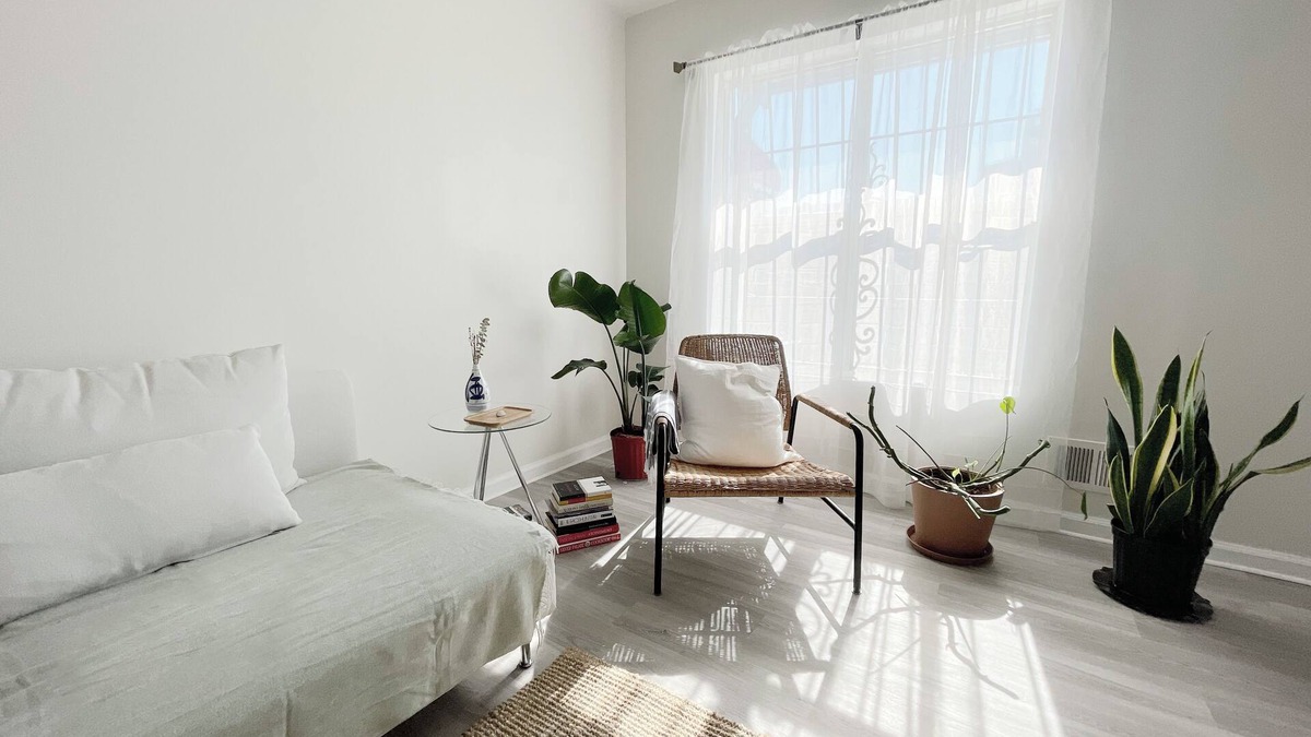 Brooklyn House | Sunny Modern 3-Bedroom Duplex w/Outdoor Garden 2 Blocks From Coney Island Beach