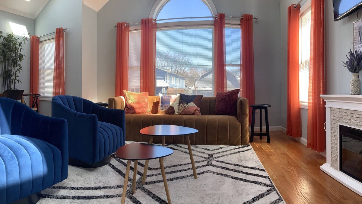 Greenville Condo | Sunny Modern Huge 3 bed 2 bath, 15 mins to downton NYC