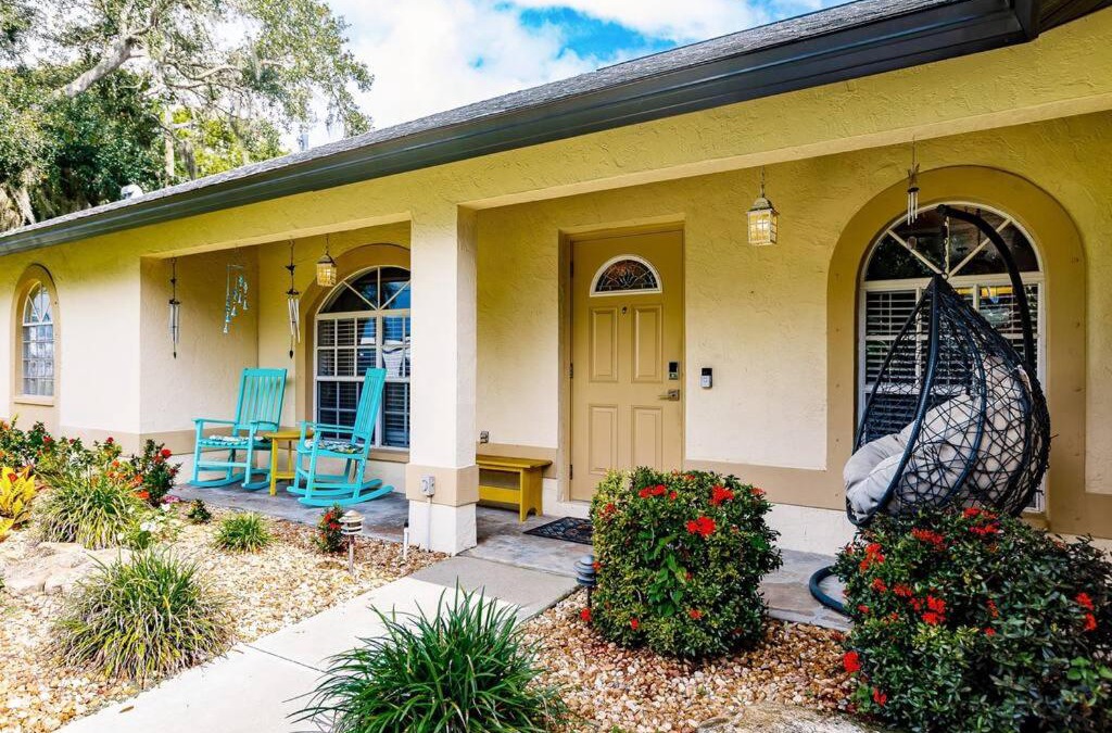 Laurel House | Sunny Oasis Getaway -Heated Pool-Mini Golf-Near Beach