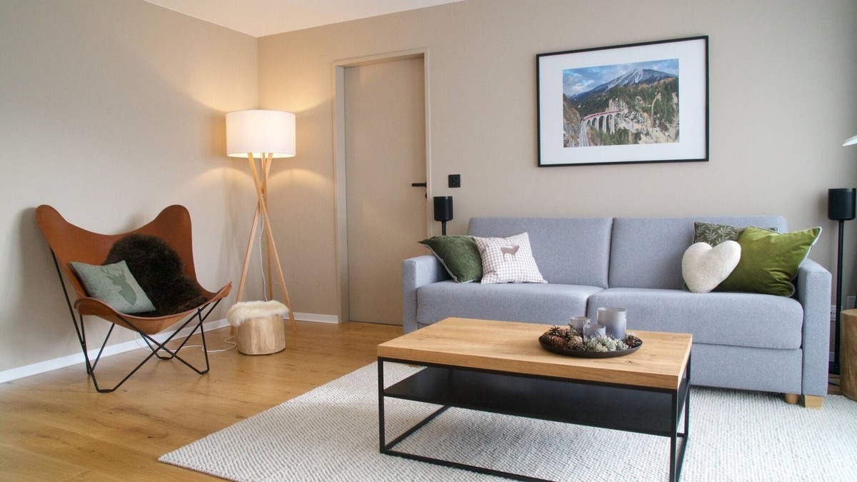 Schmitten Condo | Sunny panoramic view near Davos Lenzerheide
