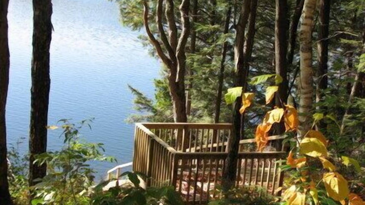 Seguin Cottage | Sunny Point Resort Cottages and Inn