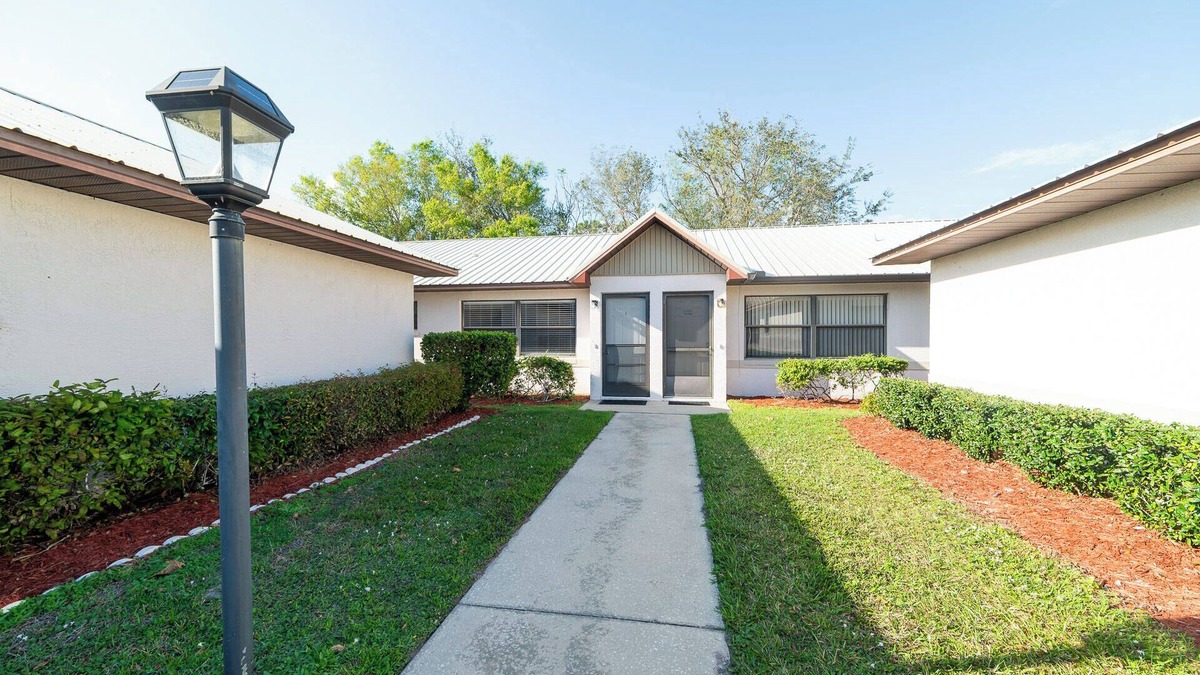 Highland Apartment | Sunny Sebring Getaway