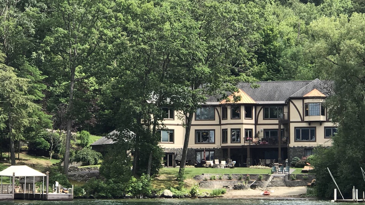 Lake George House | Sunny Shores Lake George