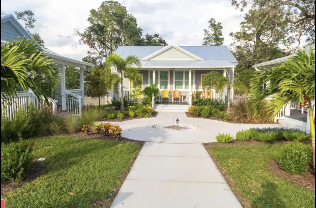 Downtown Dunedin Apartment | Sunny Side Cottages