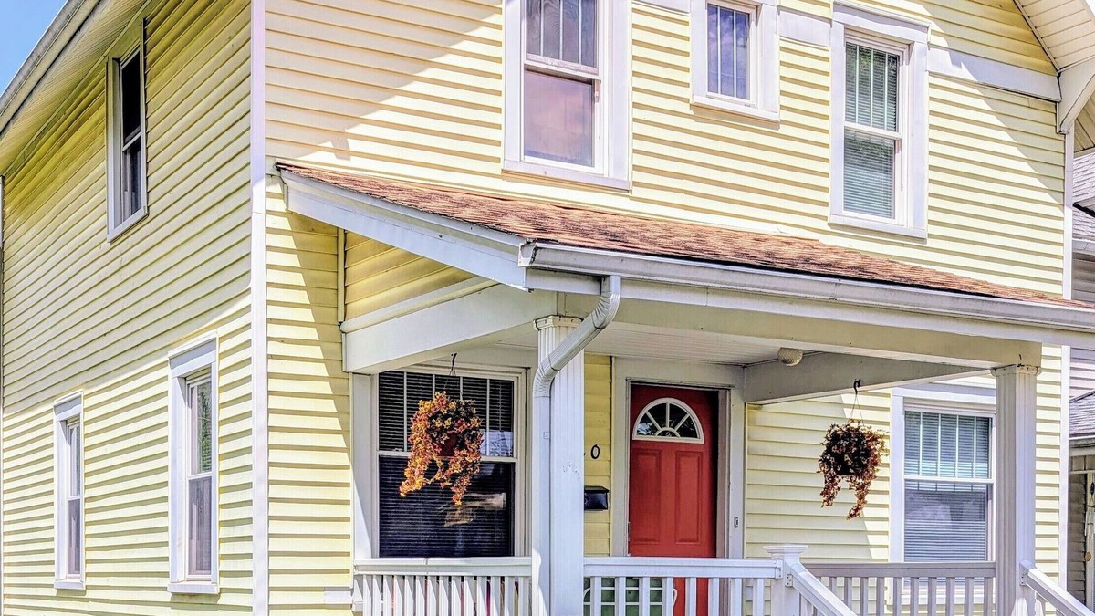 Saint Marys  Allen County House | Sunny Side Stay!