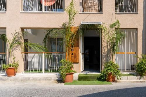 Larnaca City Centre Apartment | Sunny Side Studio W Terrace in Larnaca