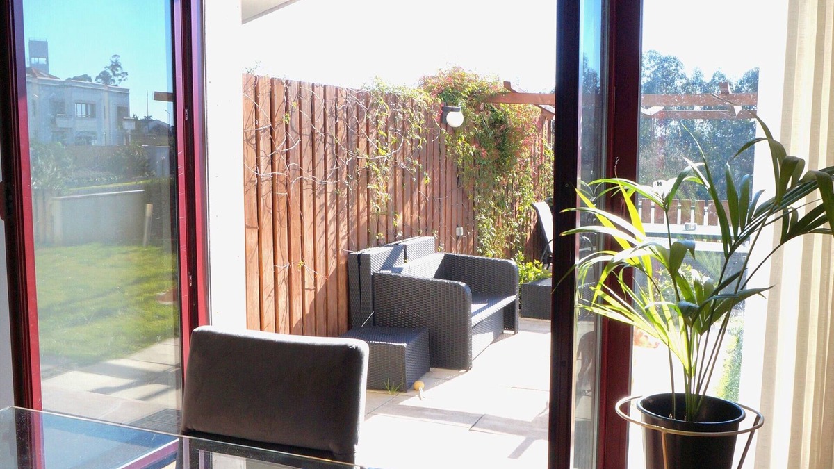 Leiria Condo | Sunny Spacious Condo w/Private Garden+pool Fully Equipped and Surnished