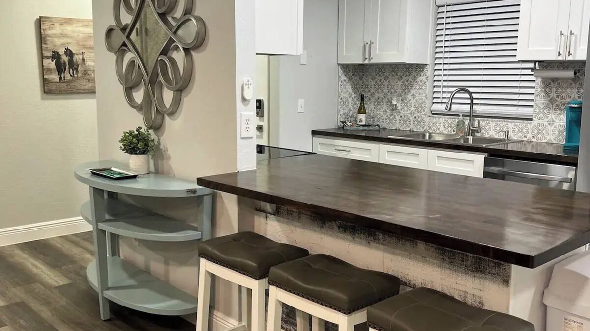Ocala House | Sunny Springs Oasis