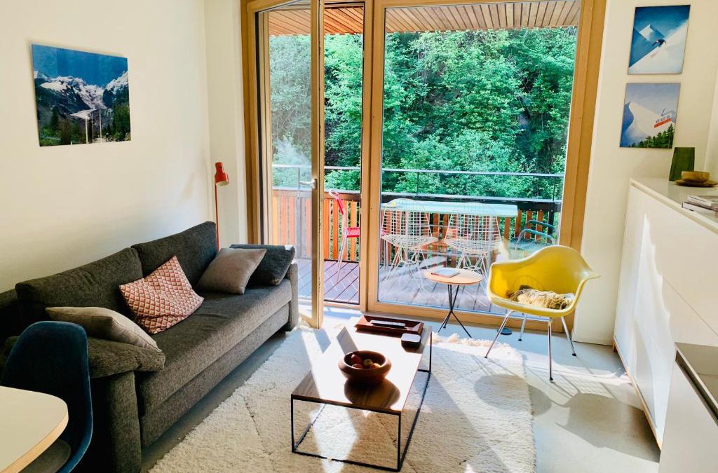 Flims Apartment | Sunny Stenna Selva 3-room apartment next to bike and ski lifts