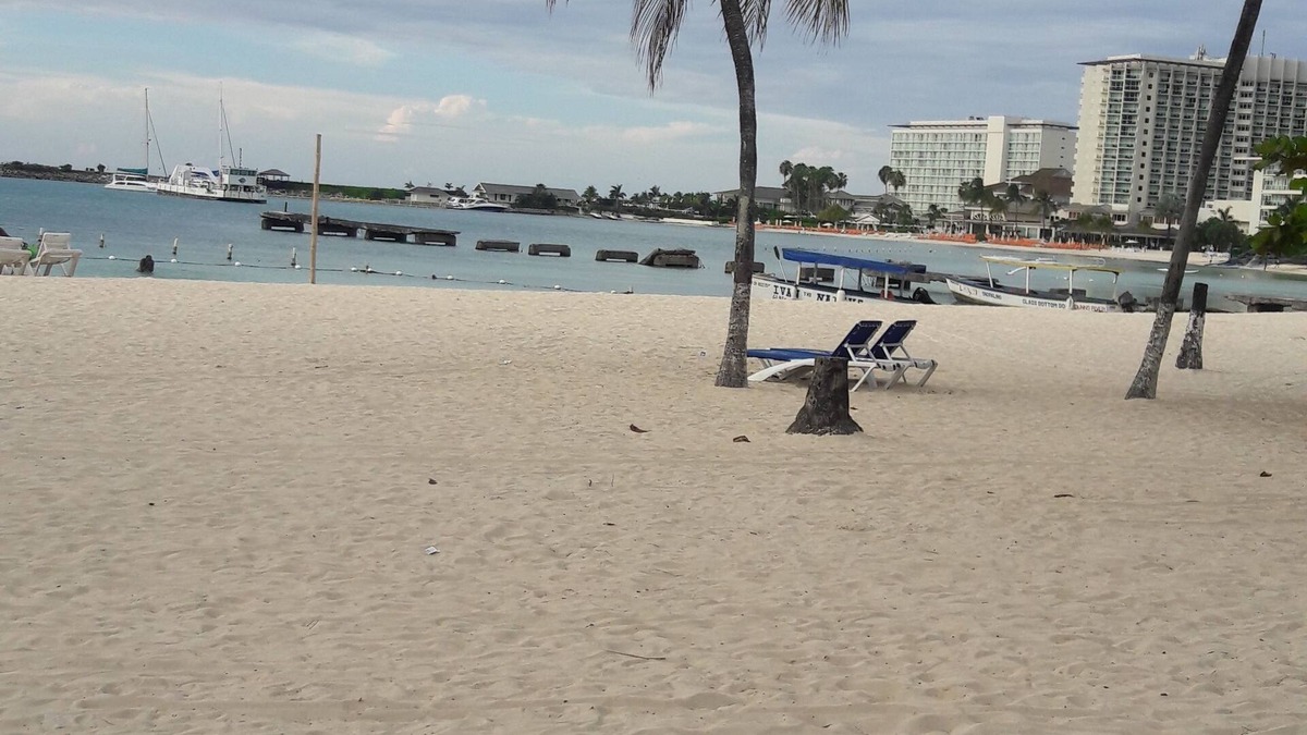 Ocho Rios Hotel | Sunny View At Sandcastle