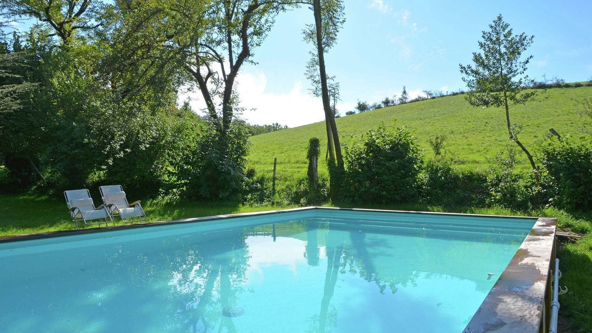Brandonnet Villa | Sunny Watermill with Heated Pool