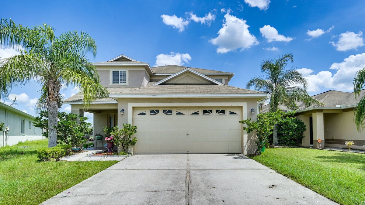 Wesley Chapel South House | Sunny Wesley Chapel Home ~ 2 Mi to Epperson Lagoon