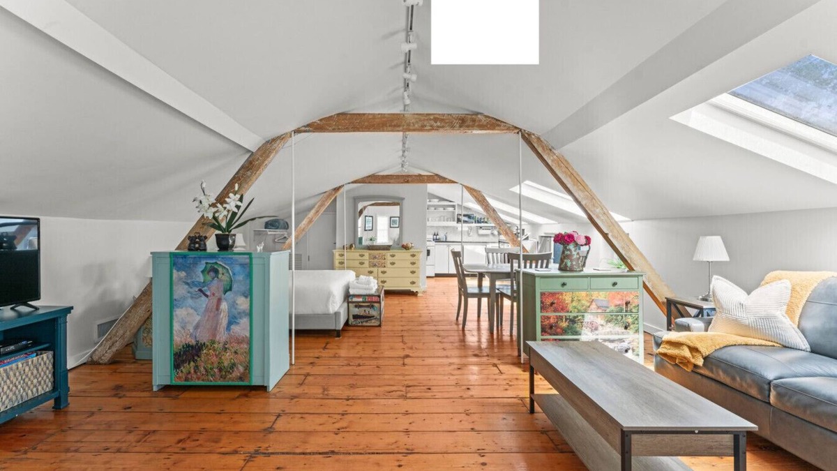 Westport Apartment | Sunny Westport Studio Apt. Above Historic Mill