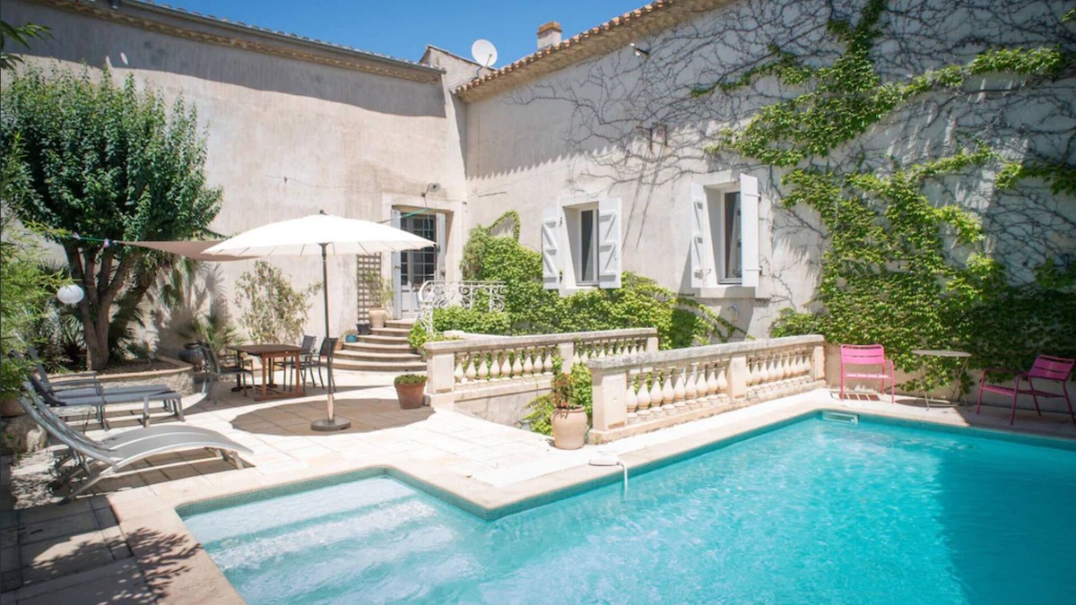 Poilhes House | Sunny Winemaker's House in Canal du Midi Village with Pool near Beaches