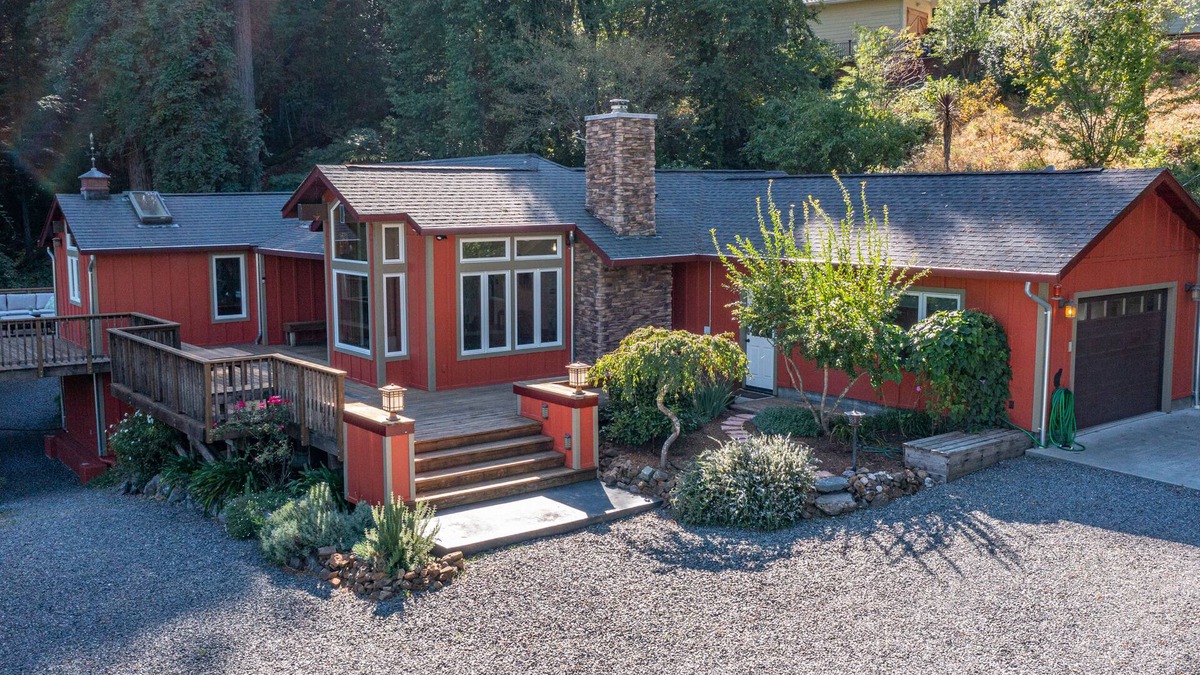 Hacienda House | Sunnyside Tranquility - Hot Tub, Fireplace, Views