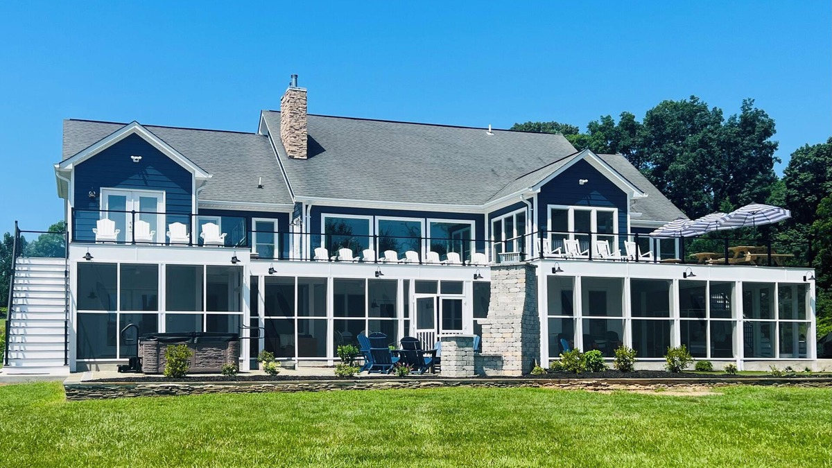 Sunrise Bay House | Sunrise at Lake Anna: Lakefront, Boathouse, Pickleball, Golf, Hot Tub, Arcade
