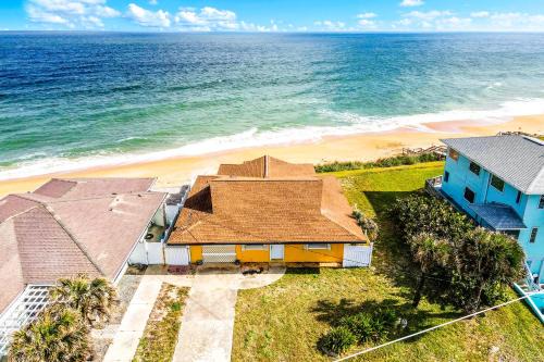 Painters Hill House | Sunrise Beach Retreat