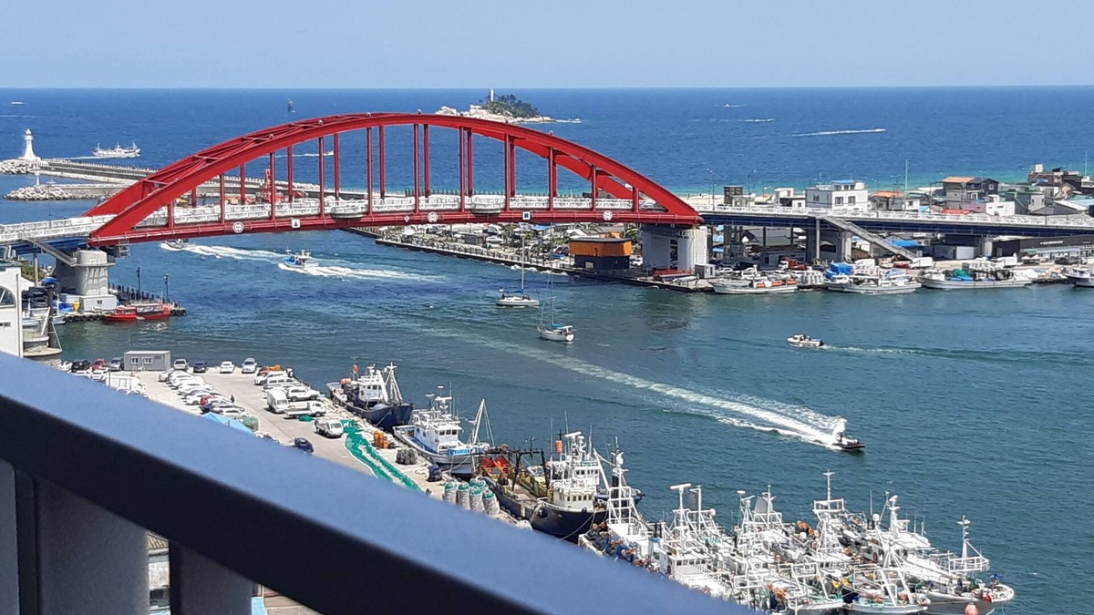 Sokcho Apartment | Sunrise Hotel Junior Suite room11F