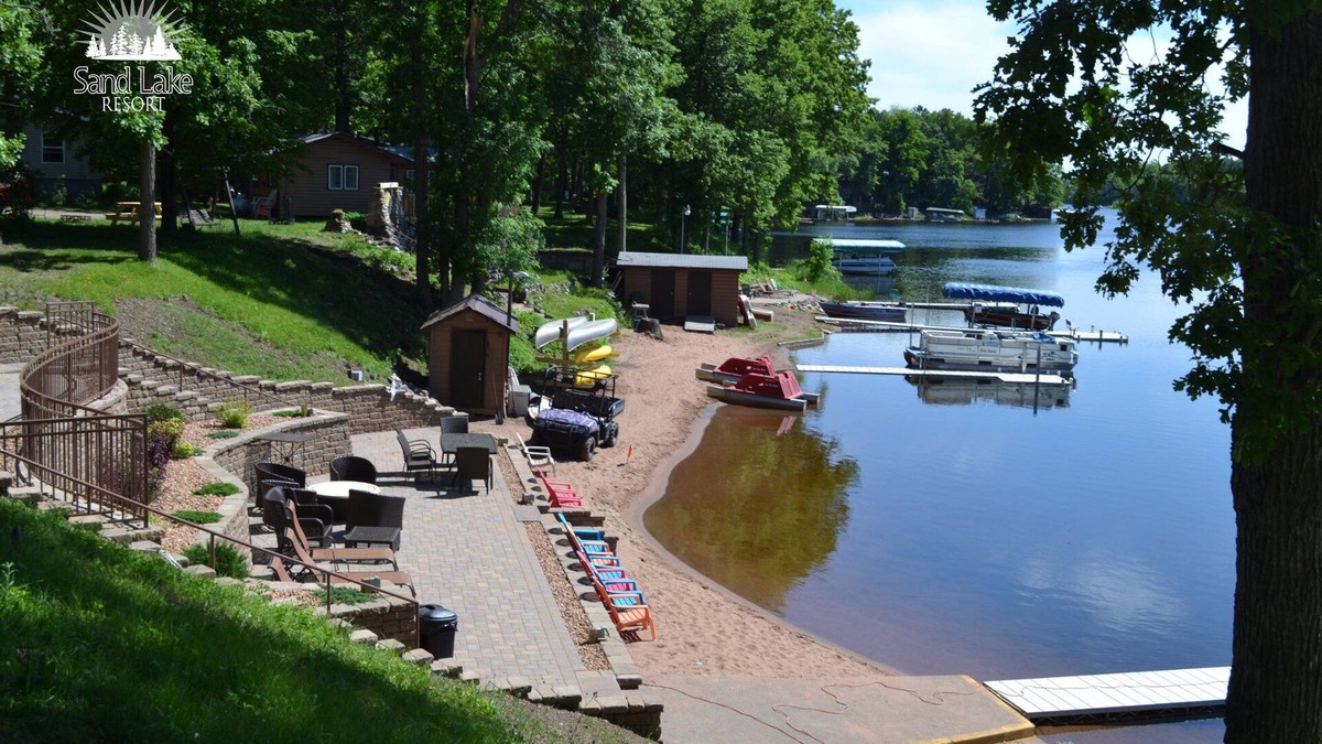 Sturgeon Lake House | Sunrise Lodge! Beautiful Vacation Home with Amazing Lake Views!