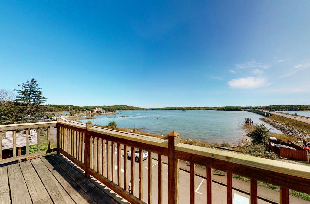 Wiscasset Apartment | Sunrise on the Sheepscot