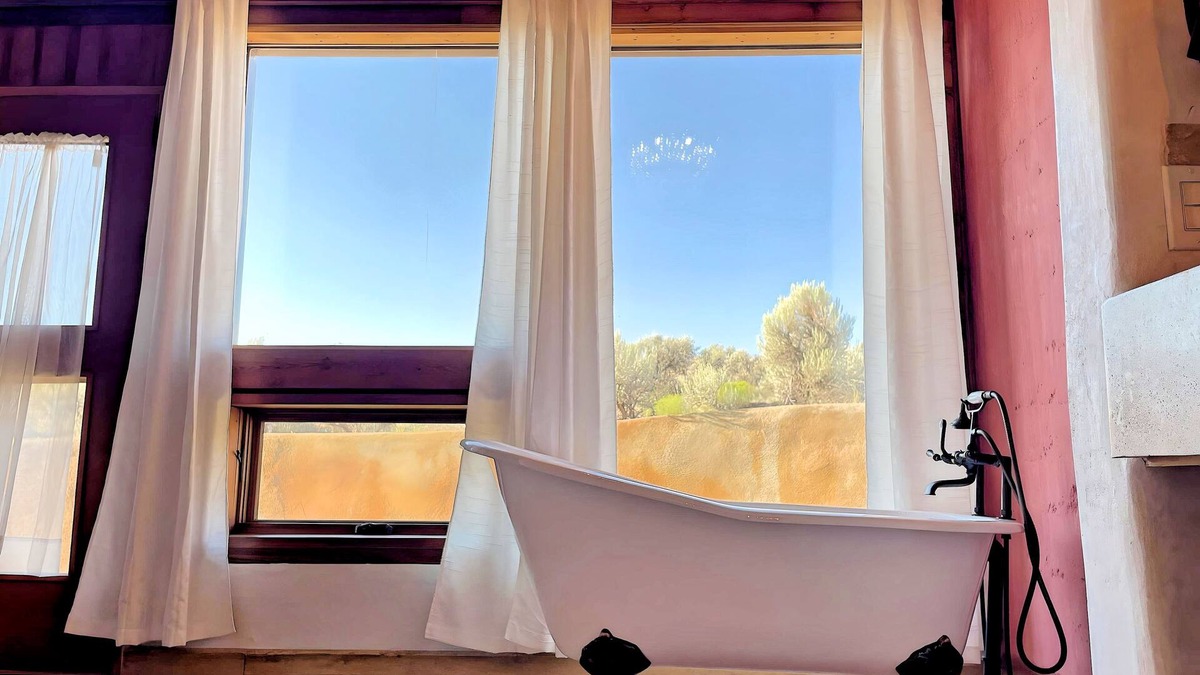 El Prado House | Sunrise Sanctuary: Tranquil El Prado Retreat, Mountain Views, 11 mi from Taos
