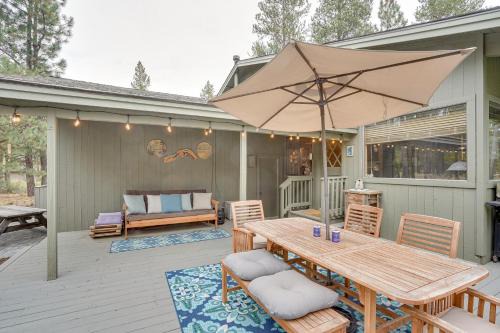Sunriver House | Sunriver Resort Home Near Skiing, Town and Trails