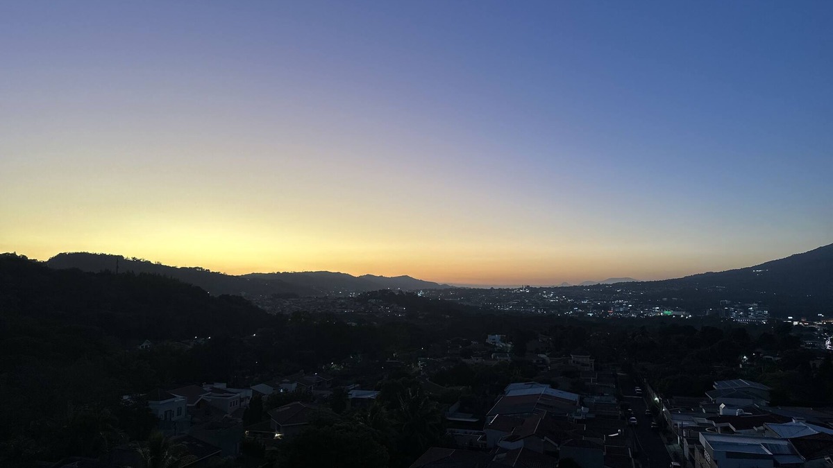 Antiguo Cuscatlan Condo | Sunset 302 - cozy condo on Antiguo Cuscatlan close to many attractions!