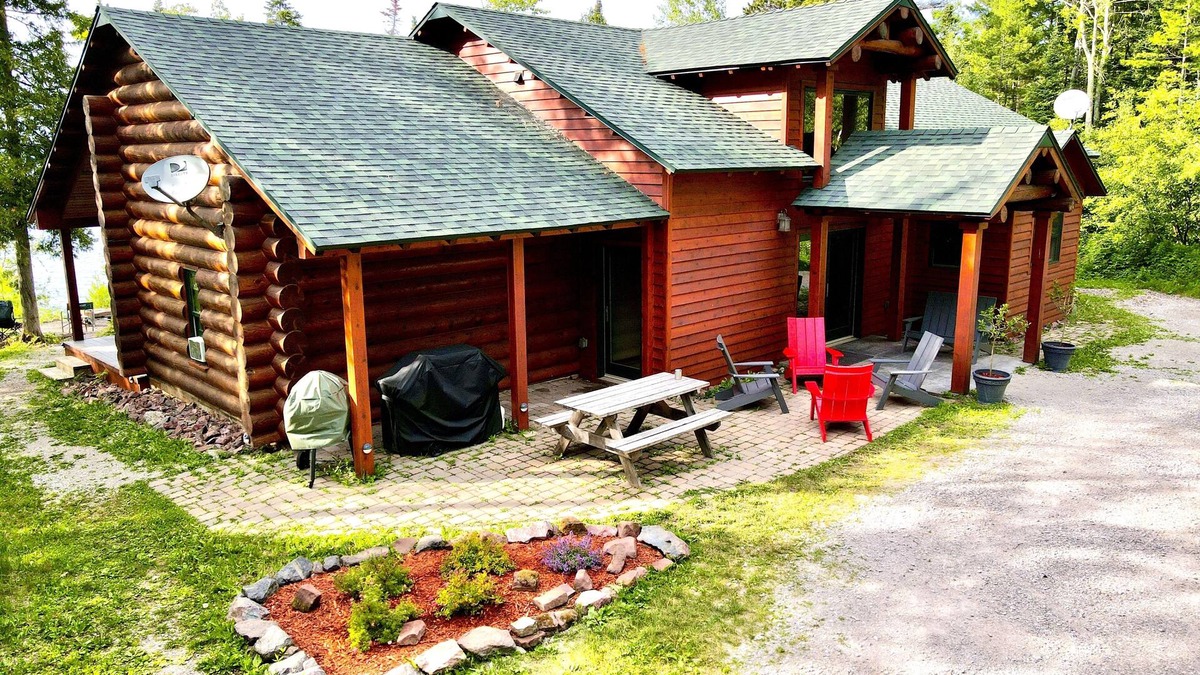 La Pointe Cabin | Sunset Bay Lodge.