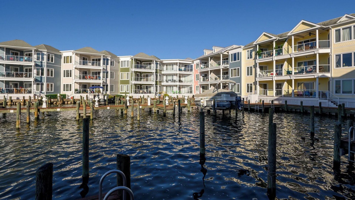 Chincoteague Condo | Sunset Bay Villa 109 - Spectacular Waterfront on Chincoteague Island!