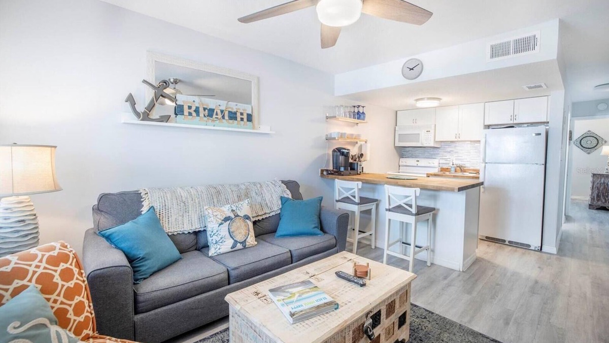Sunset Beach Condo | Sunset Beach Cozy Condo - Easy Beach Access