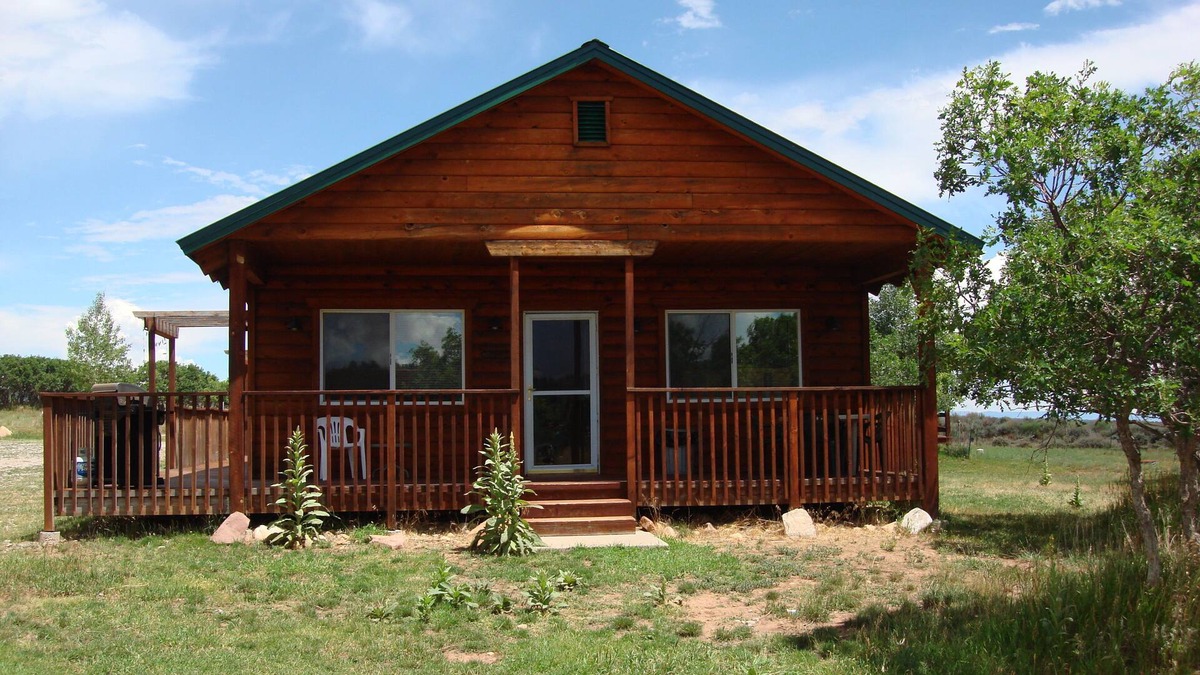 La Sal Cabin | Sunset Cabin #4 (Near Moab, UT)