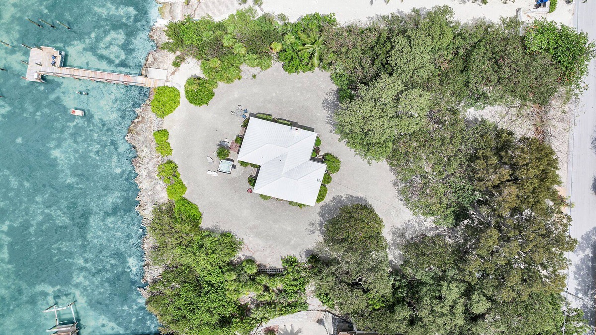Marathon Cottage | Sunset Cottage on Morton Street - Hot Tub - Open Water - Dock - Beautiful Views!