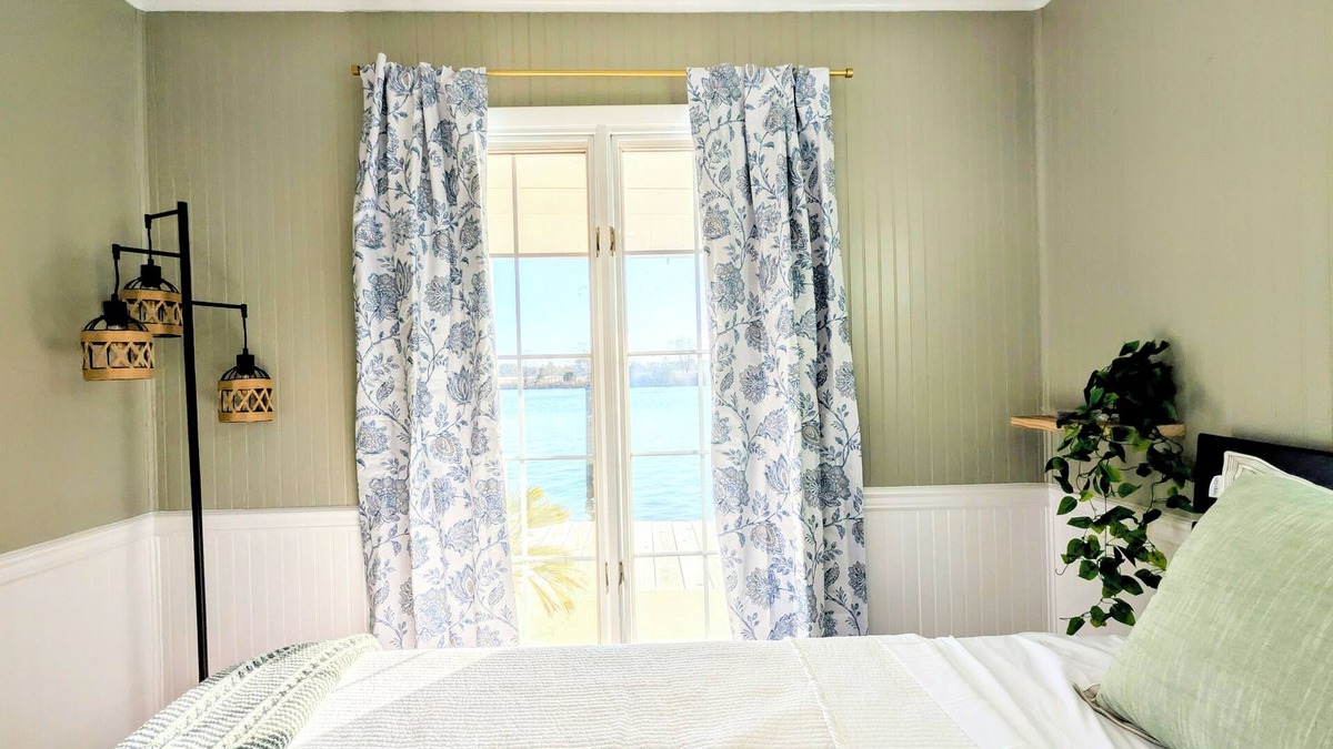 Ocean Pines Cottage | Sunset Cove Cottage at the Inn on Turville Creek