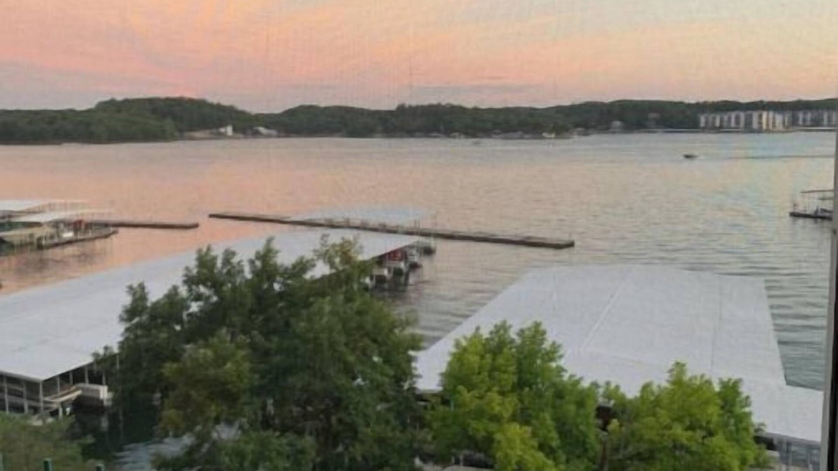 Lakeland Condo | Sunset Cove!