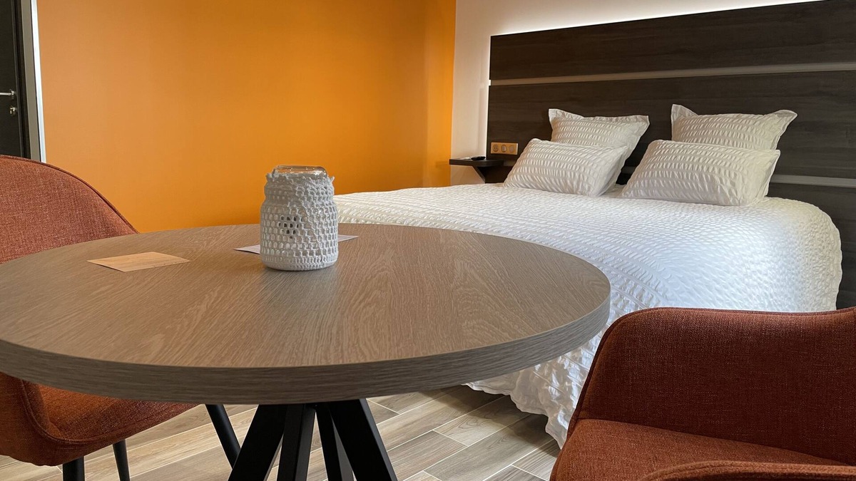Roye Bed & Breakfast | SUNSET DELUXE ROOM - DOUBLE - OUTDOOR JACUZZI