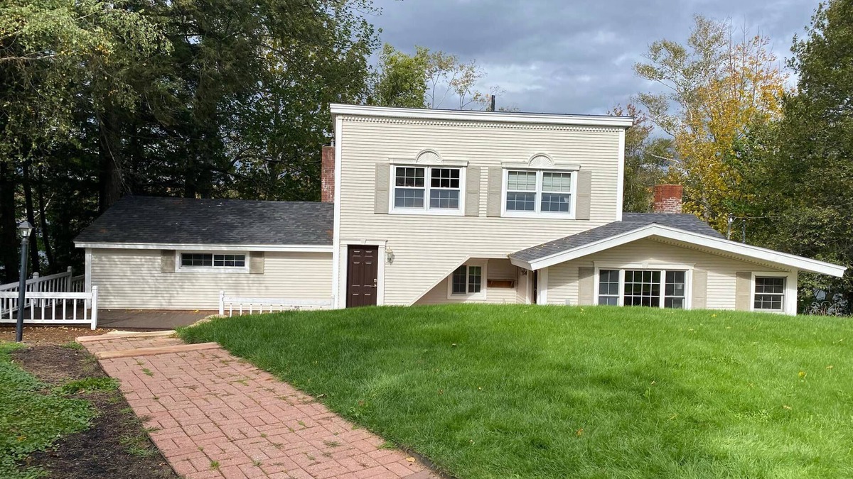 Madison House | Sunset facing Lakehouse on Wesserunsett Lake - Madison/Skowhegan/Waterville Area
