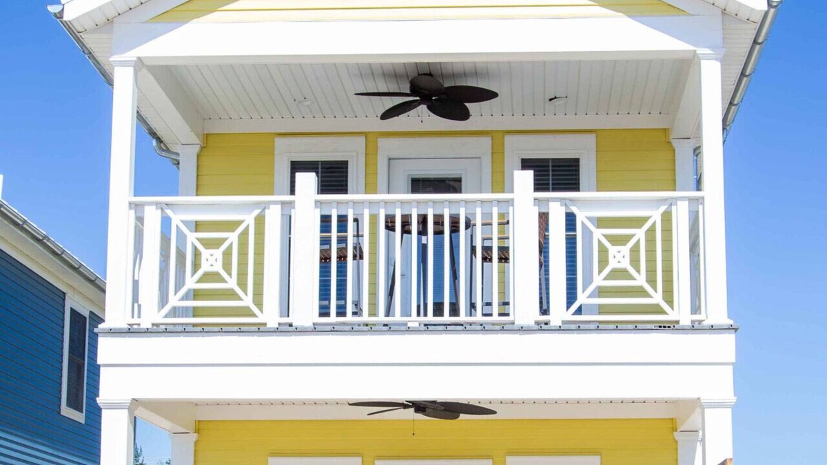 Celina House | Sunset Haven: 2 Bed/1.5 Bath Lakeside Cottage!