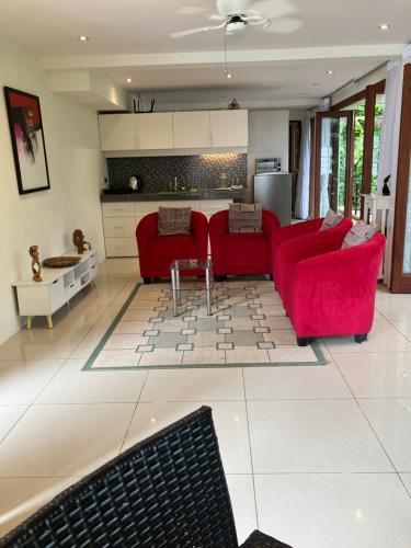 Langkawi Apartment | Sunset Hill Villas- Crystal Studio - Ruby Room