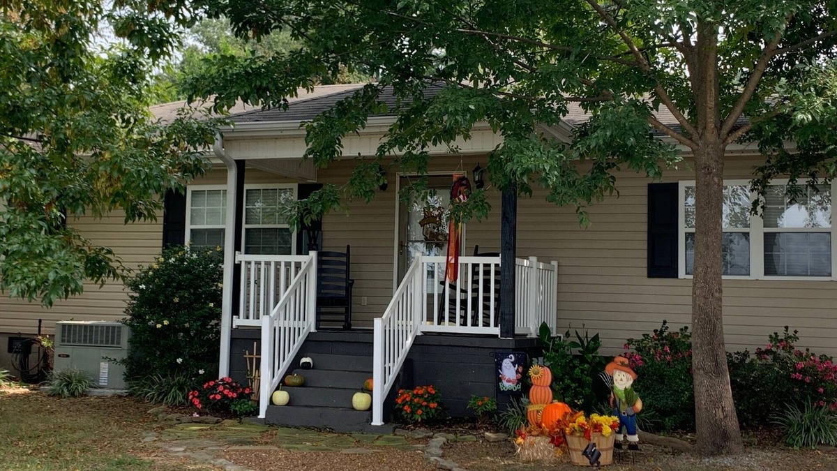 Guntersville House | Sunset House on Lake Guntersville: Fishermen & Cozy Family Paradise!