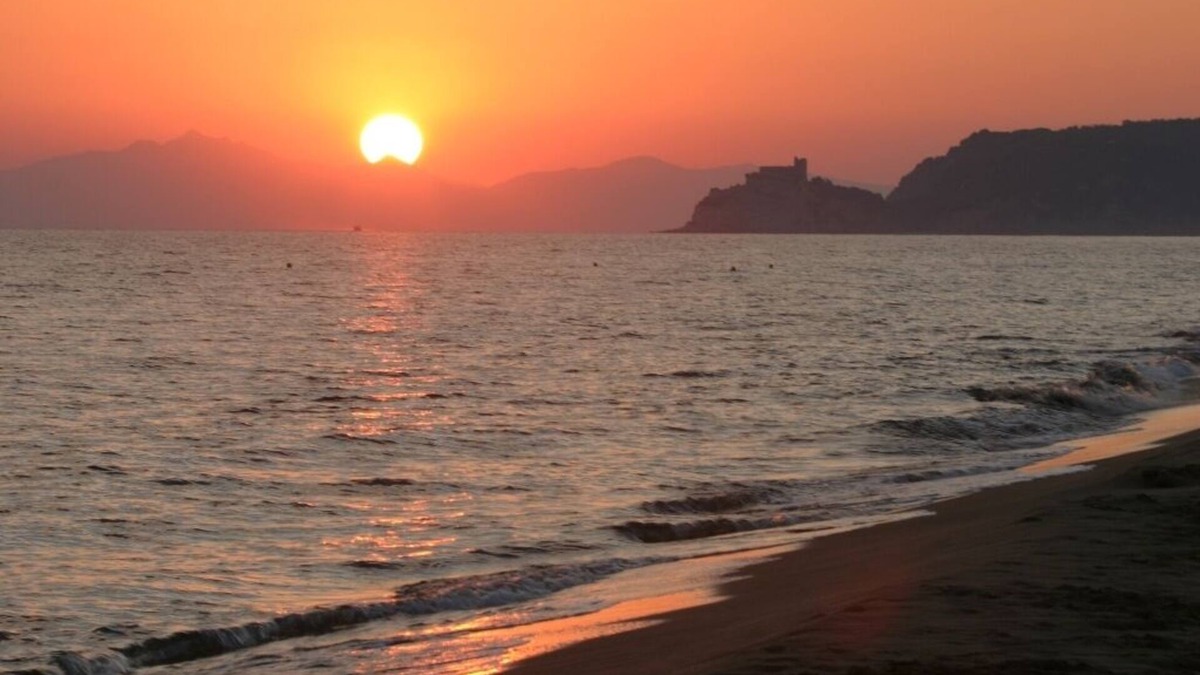 Roccamare House | SUNSET VILLA