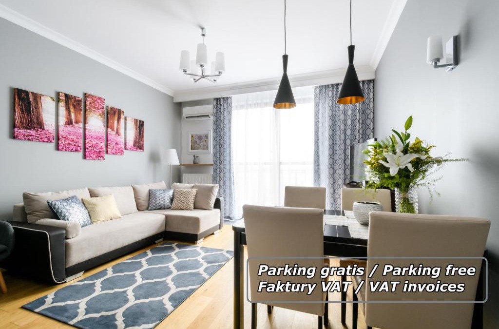 Zoliborz Apartment | Sunset Joli Bord Apartment