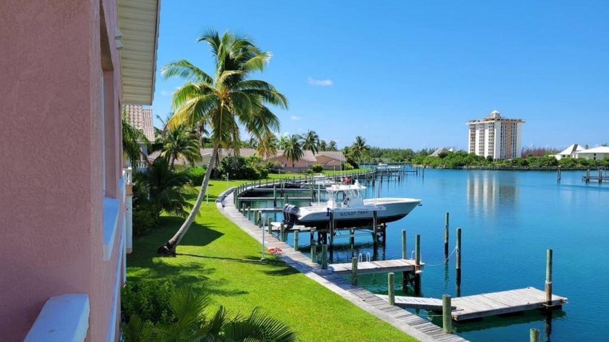 Bahamas Terrace Villa | Sunset Lagoon Bahamas