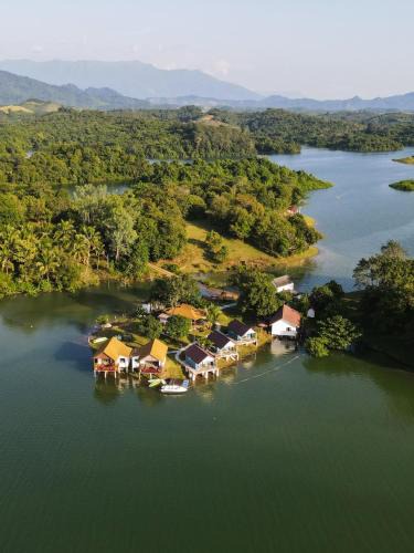 Vang Vieng House | Sunset Nam Ngum resort