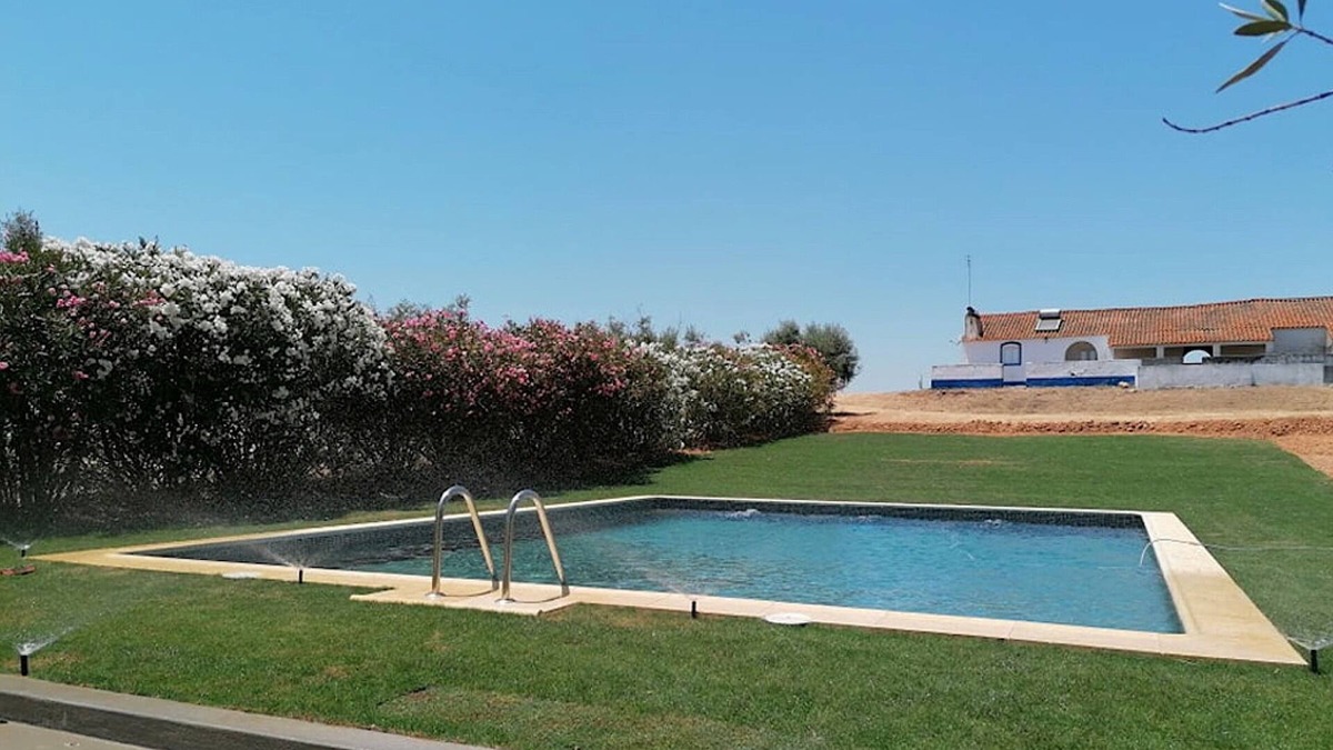 Sousel House | Sunset Orange Villa, Wifi, Terrace, Swimming pool