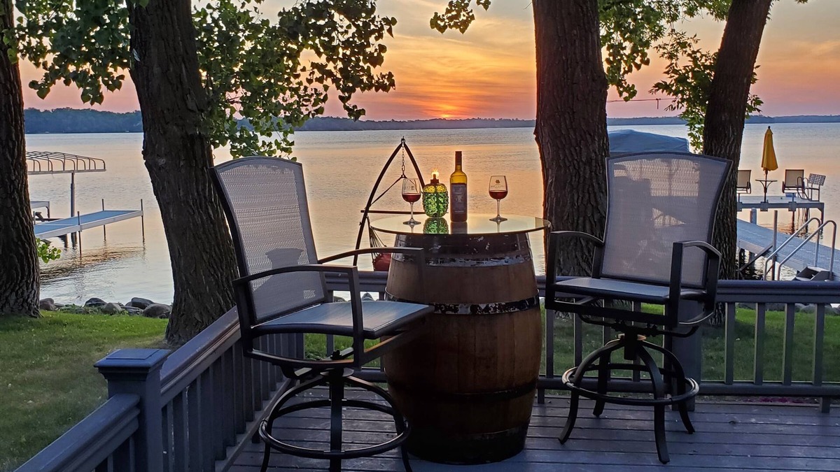 Alexandria Cabin | Sunset Paradise, Lake IdanHorizon License #2014