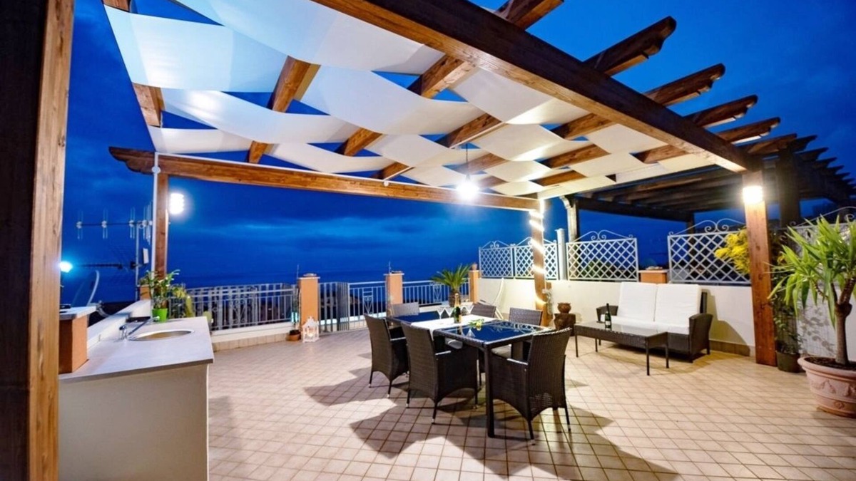 Pizzo Apartment | - Sunset Penthouse - Panoramic Penthouse with sea view - Resort with swimming pool