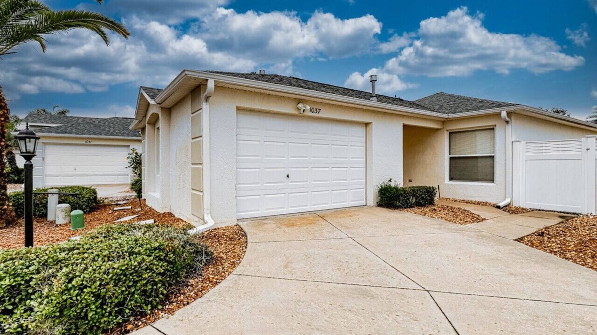 Virginia Trace Villa | Sunset Pines Villa Minutes from Lake Sumter Landing