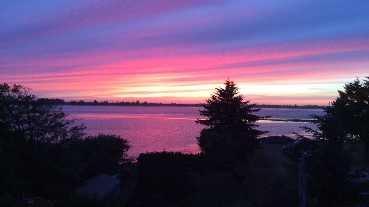 Barview House | Sunset Point - Coos Bay, OR