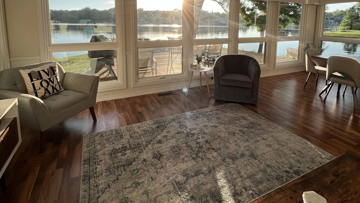 Pierceton Cottage | Sunset Point - Lakefront Kuhn Lake Cottage
